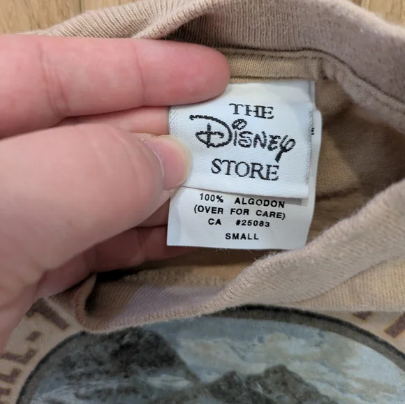 Vintage Disney Tigger T-shirt - Picture 3 of 5